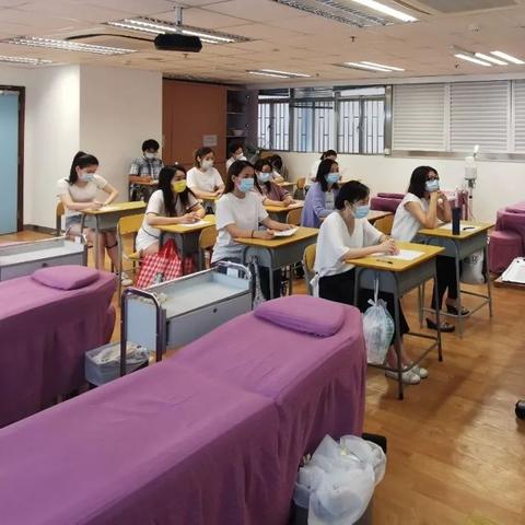 澳门天下彩_免费资料大全|探索未知的奇妙旅程_实况款.3.528